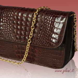 Classic elegance clutch